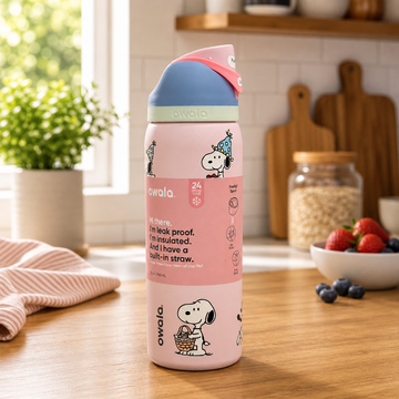 Owala FreeSip Limited Edition 32oz FreeSip Water Bottle - Snoopy Pink