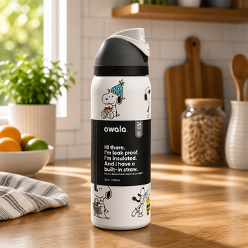 Owala FreeSip Limited Edition 32oz FreeSip Water Bottle - Snoopy Grey